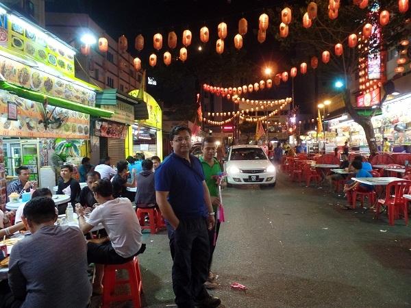 Famous street food at KL - Jalan Alor Food
