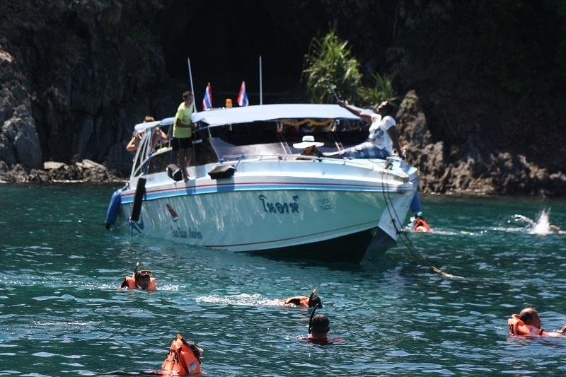 snorkelling at phi phi island