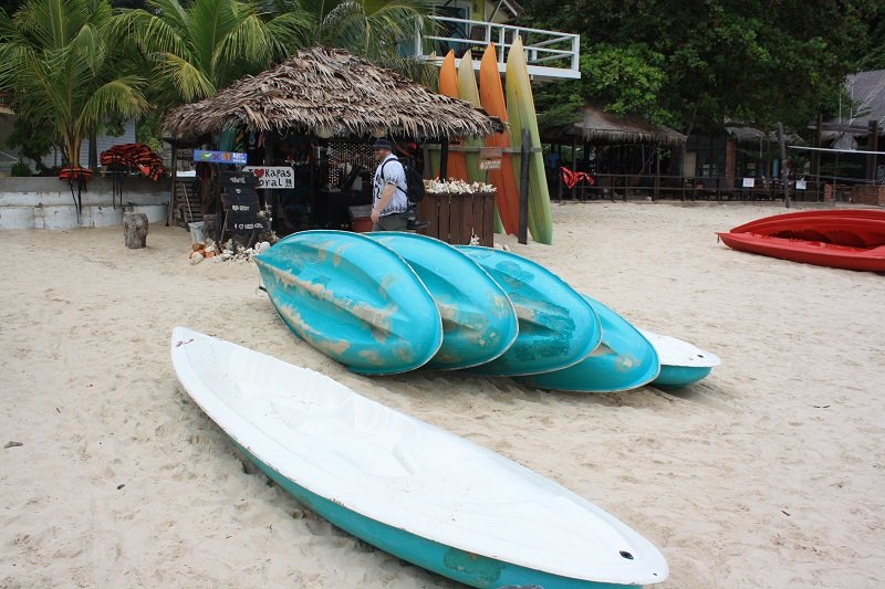 Kayak rental at Kapas Island