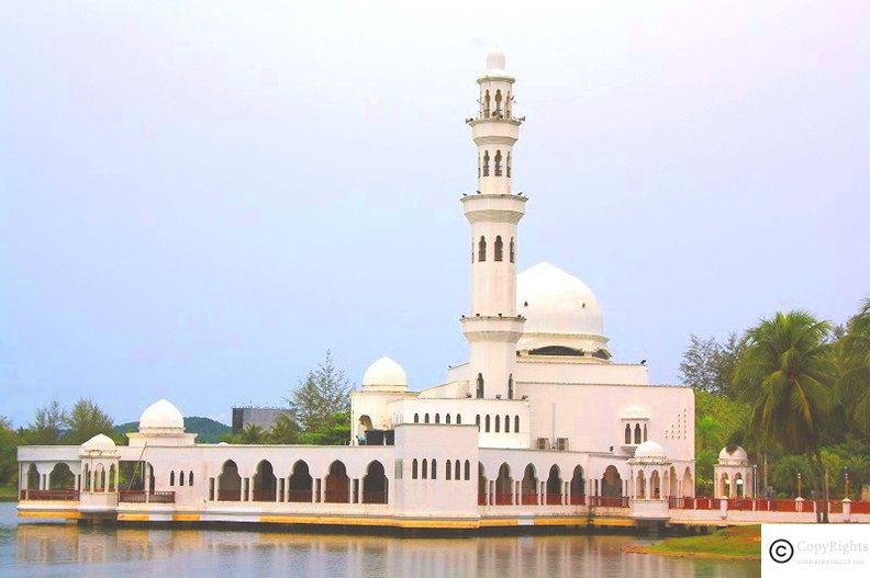 Floating Zaharah Mosque Kuala Terengganu