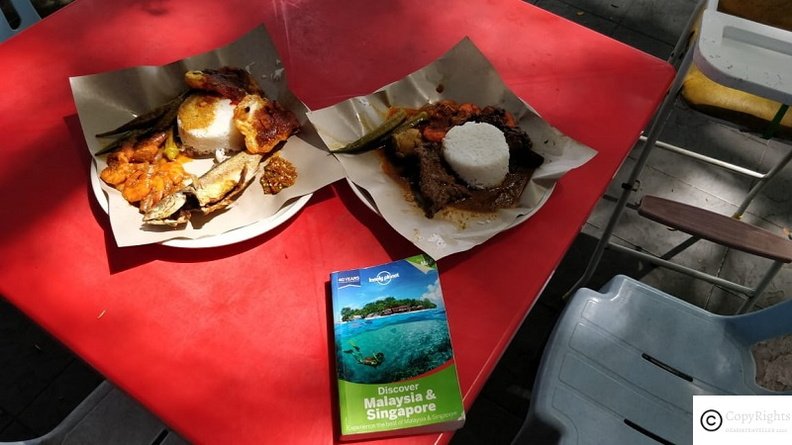 Lunch at a roadside cafe in Kuala Terengganu