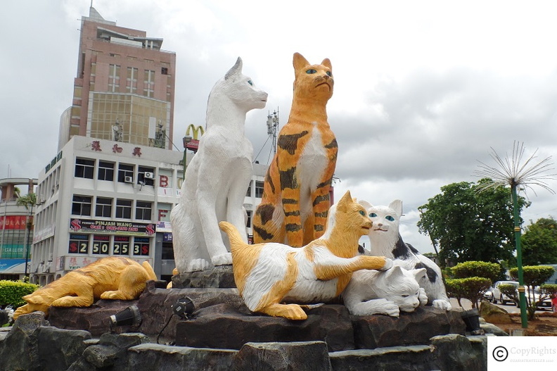 Popular Cats Statue at Kuching