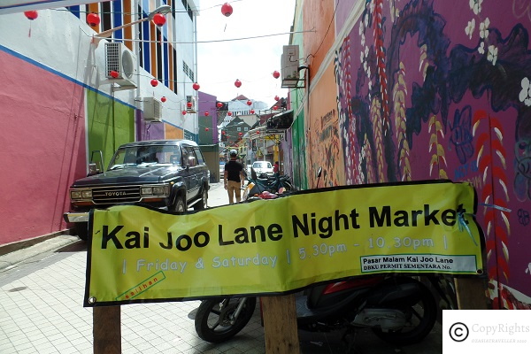 Kai Joo Lane a popular location for night markets