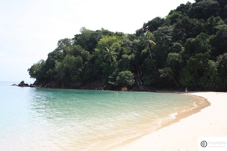 Main beach at Kapas Island