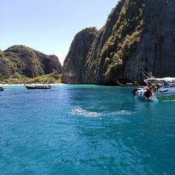 PHI PHI ISLAND TOUR - Best things to do in Phuket