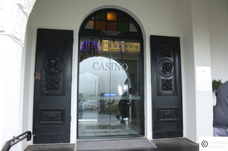Entrance to the main building of Hydro Majestic Hotel