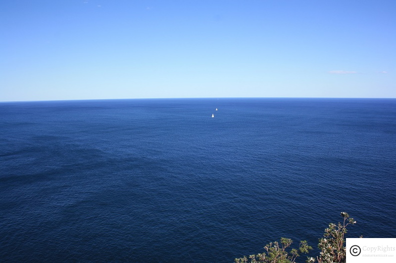 View of the ocean from Captain Cook Lookout