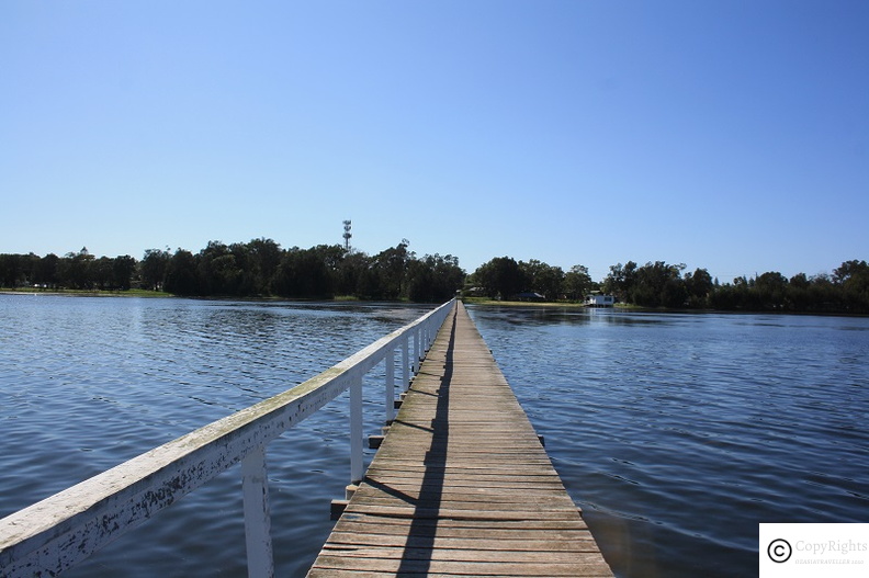 Lake Tuggerah NSW is a great place to stay near the Entrance